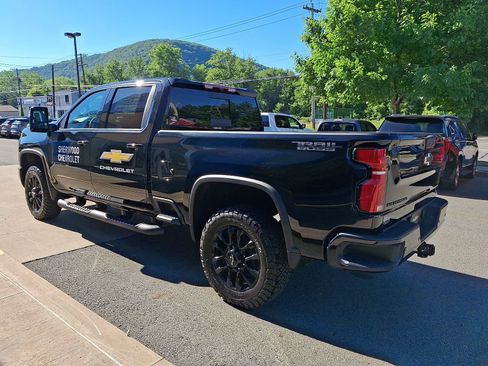 New 2026 Chevrolet Silverado 2500 LTZ w/ LTZ Plus Package AWD/4WD image 4