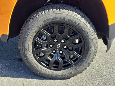 New 2026 Chevrolet Colorado W/T w/ WT Custom Package image 17