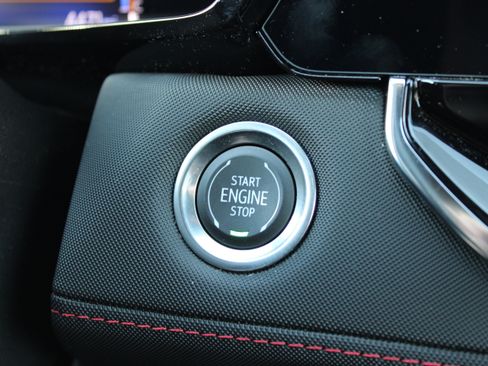 Used 2023 Chevrolet Colorado Z71 w/ Advanced Trailering Package image 16