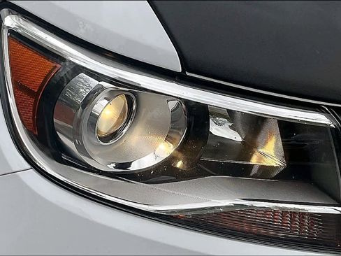 Used 2020 Chevrolet Colorado Z71 image 26