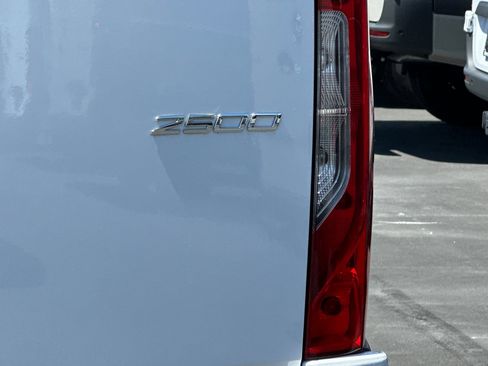 New 2025 Mercedes-Benz Sprinter 2500 image 25