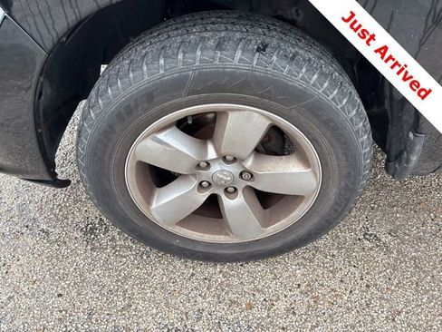 Used 2015 RAM 1500 Express image 10