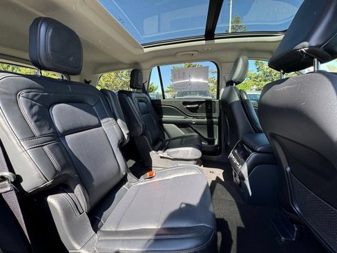 Used 2025 Lincoln Aviator Reserve w/ Jet Appearance Package AWD/4WD image 38