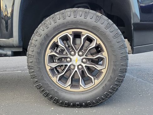 Used 2021 Chevrolet Colorado ZR2 image 5