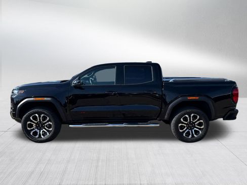 Used 2025 GMC Canyon AT4 w/ Nightfall Edition AWD/4WD image 5