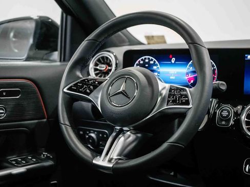 Used 2026 Mercedes-Benz GLA 250 image 15