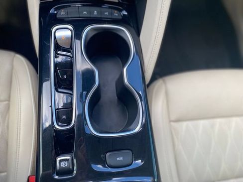 Used 2021 Buick Envision Avenir w/ Technology Package II FWD image 23