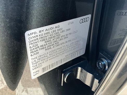 Used 2025 Audi Q5 Premium Plus image 33