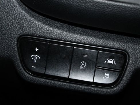Used 2021 Kia Seltos S FWD image 35