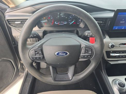Used 2021 Ford Explorer 2WD image 15