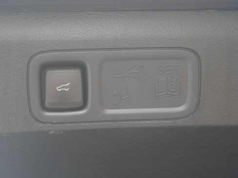 Certified 2024 Ford Expedition Limited AWD/4WD image 30