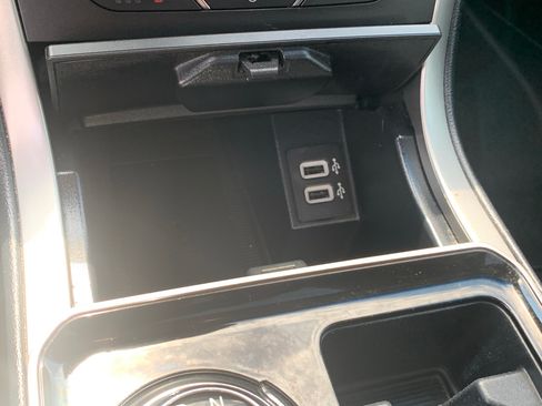 Used 2019 Ford Edge SEL w/ Equipment Group 201A AWD/4WD image 21