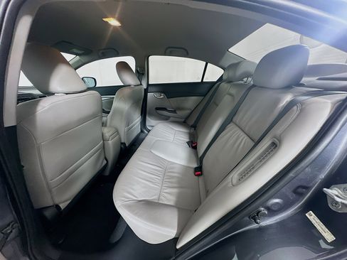 Used 2013 Honda Civic Hybrid Sedan image 24