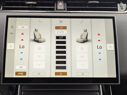 New 2026 Land Rover Range Rover Evoque Dynamic SE image 28