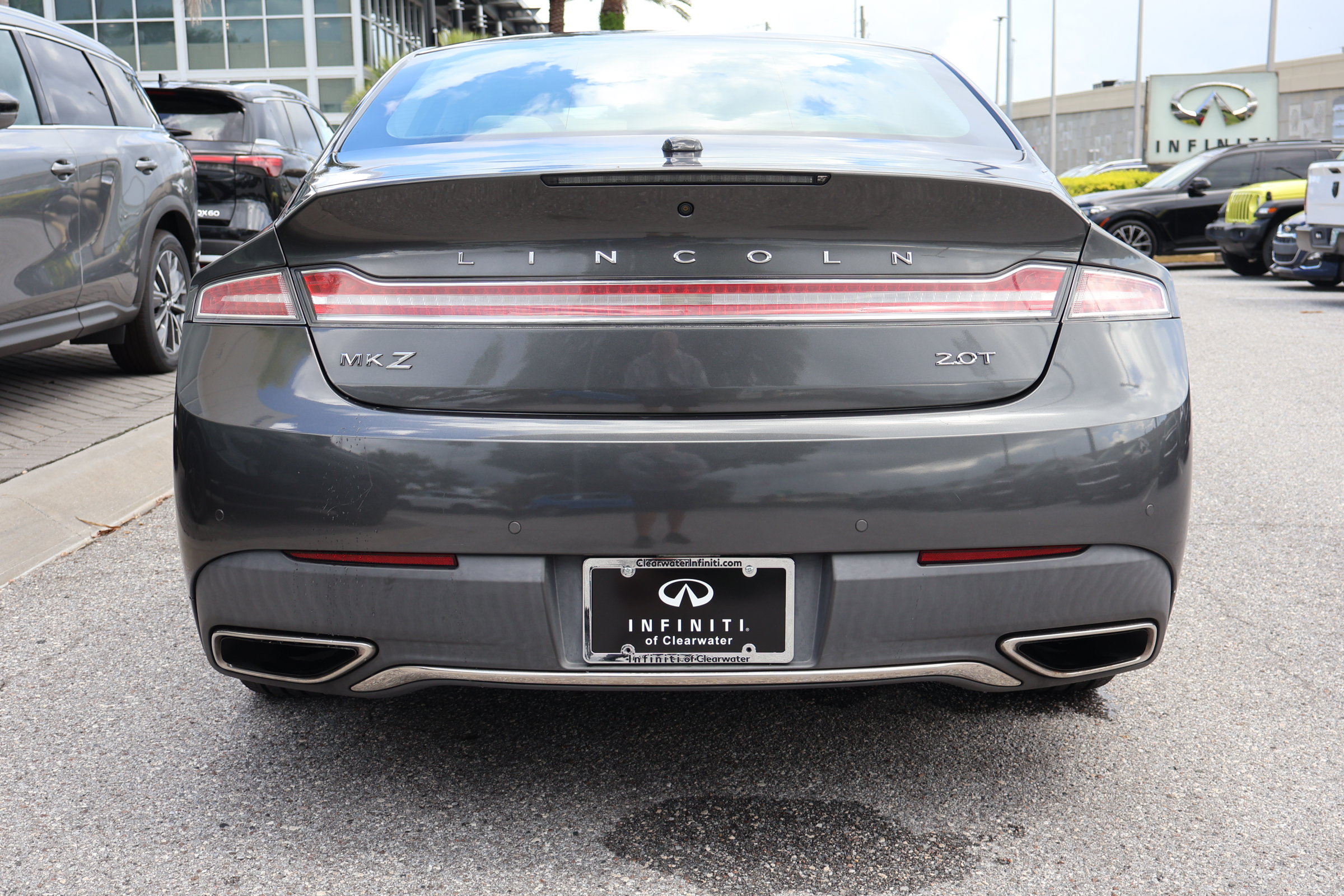 Used 2018 Lincoln MKZ Reserve w/ Technology Package FWD image 8
