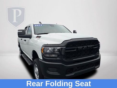 Used 2024 RAM 2500 Tradesman w/ Convenience Group image 13
