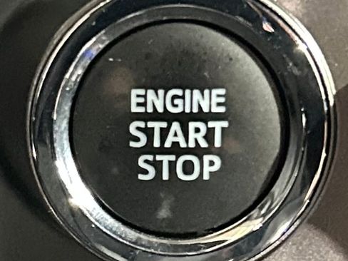Used 2023 Toyota Tacoma SR5 AWD/4WD image 61