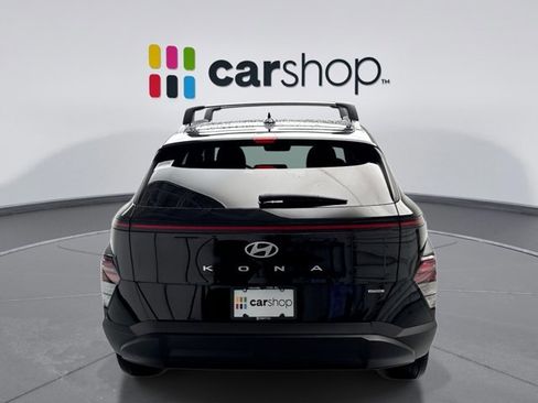 Used 2024 Hyundai Kona SEL w/ Convenience Package image 4