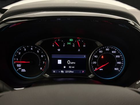 Used 2023 Chevrolet Traverse RS AWD/4WD image 9
