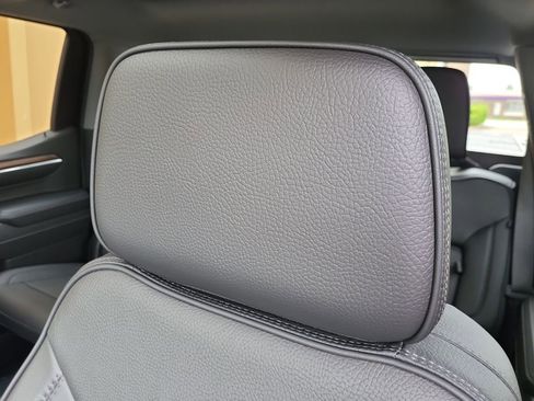 Used 2023 GMC Sierra 1500 Denali w/ Technology Package image 14