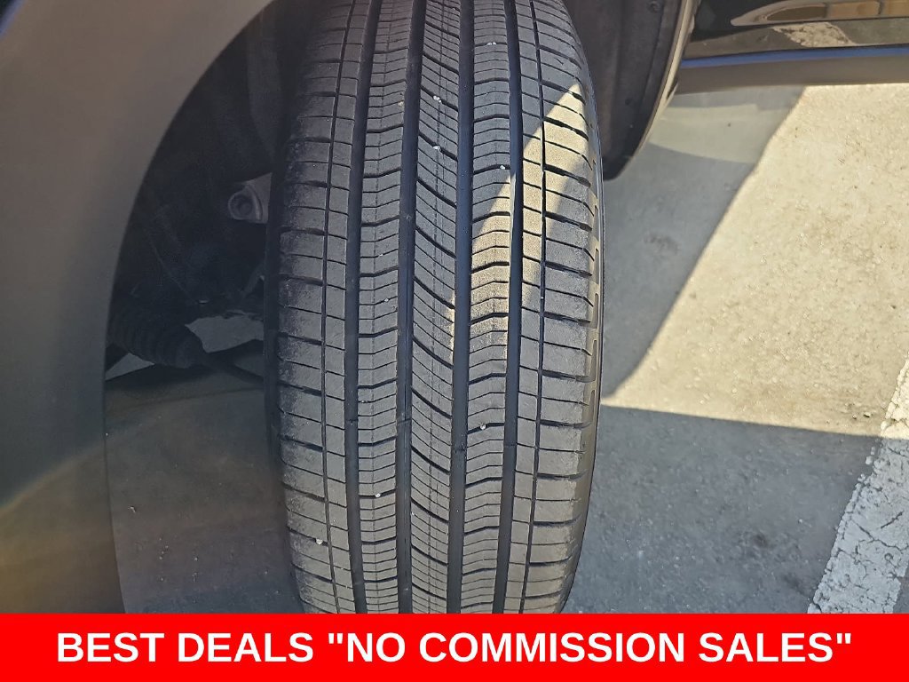 Used 2023 Jeep Grand Cherokee L Limited w/ Luxury Tech Group II AWD/4WD image 37