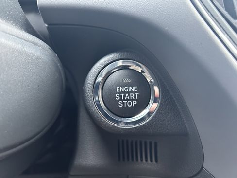 Certified 2025 Subaru Crosstrek 2.5i Limited image 18