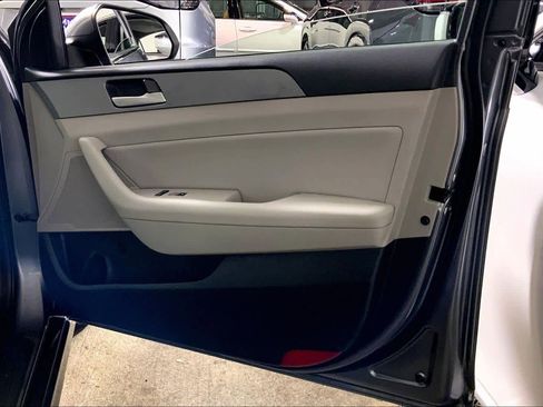 Used 2018 Hyundai Sonata SEL w/ Cargo Package image 22
