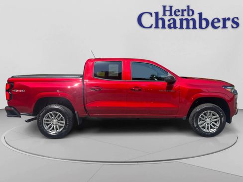 Used 2026 Chevrolet Colorado LT w/ LT Convenience Package AWD/4WD image 10