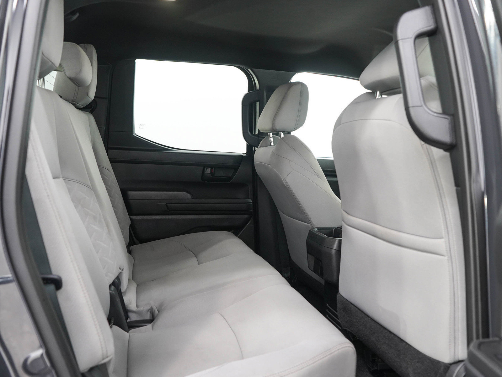 Used 2025 Toyota Tacoma SR5 AWD/4WD image 14