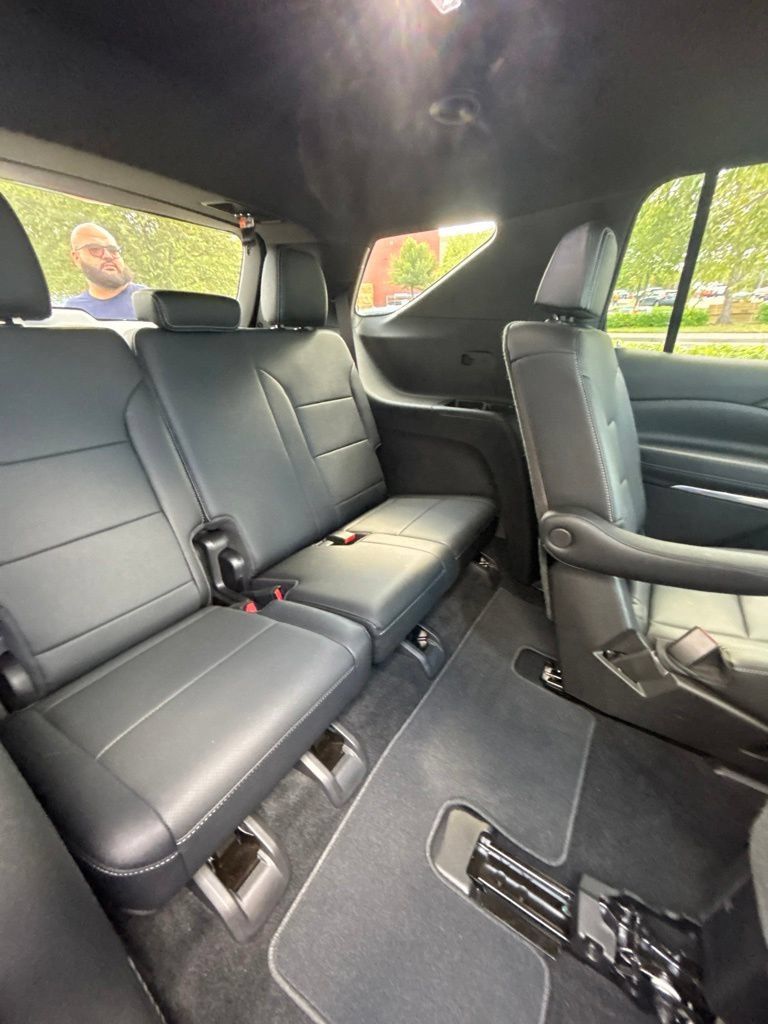 Used 2026 Chevrolet Traverse LT AWD/4WD image 24