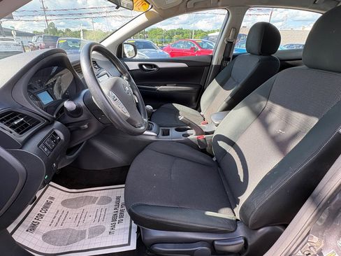 Used 2019 Nissan Sentra S FWD image 9
