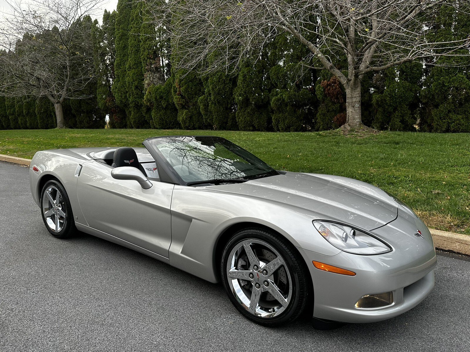 Used 2007 Chevrolet Corvette Convertible w/ Preferred Equipment Group RWD image 35