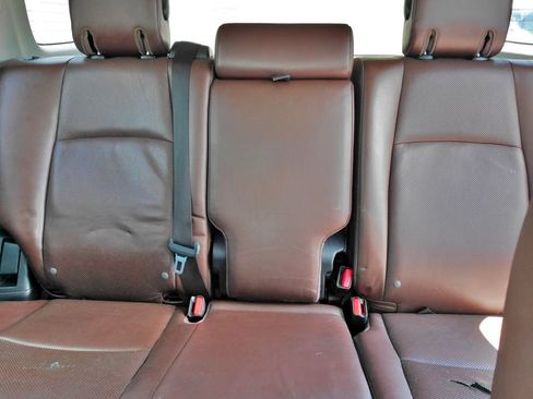 Used 2014 Toyota 4Runner Limited AWD/4WD image 30