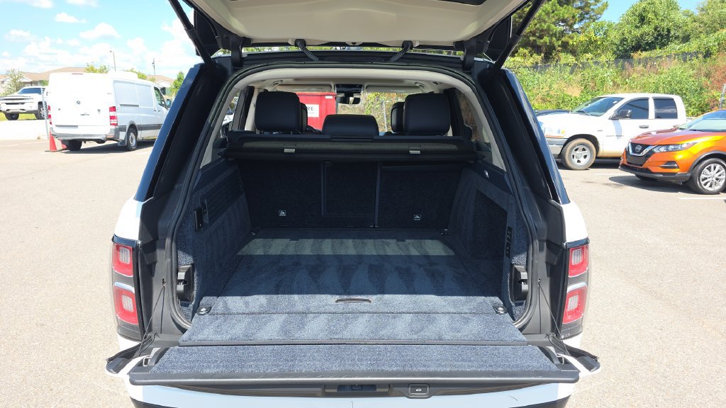 Used 2019 Land Rover Range Rover HSE AWD/4WD image 9