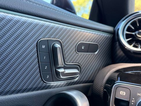 Certified 2025 Mercedes-Benz CLA 250 4MATIC image 21