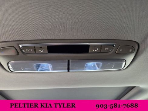 Certified 2025 Kia Telluride S image 29