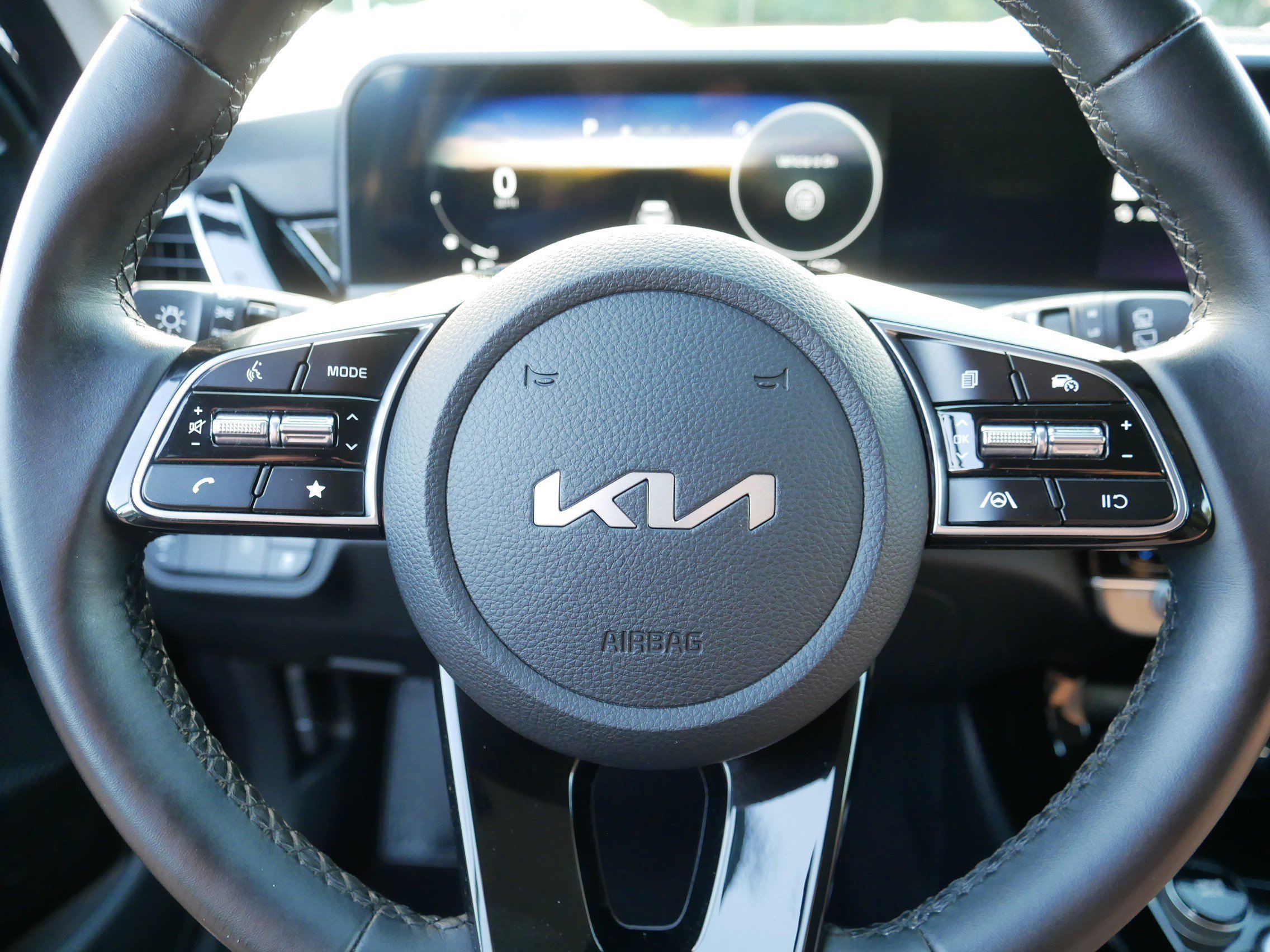 Certified 2024 Kia Seltos S AWD/4WD image 25