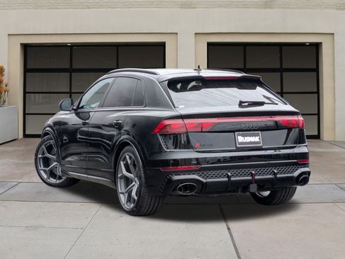 New 2026 Audi RS Q8 performance image 3