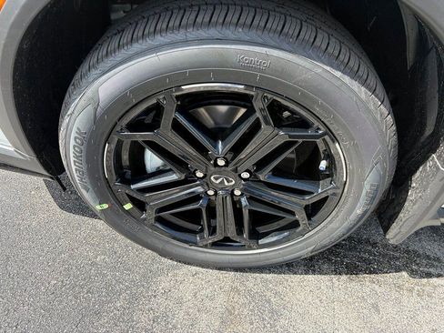 New 2026 INFINITI QX60 Sport image 7