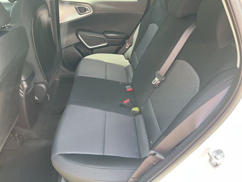 New 2025 Kia Soul LX w/ LX Technology Package image 17