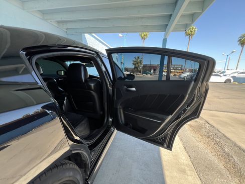 Used 2018 Dodge Charger R/T Scat Pack RWD image 20