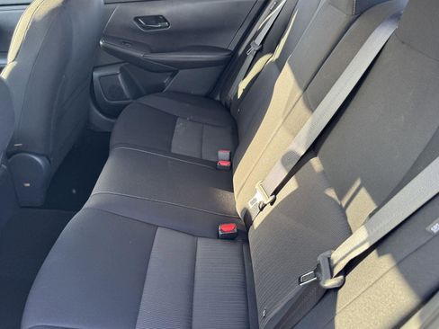 Used 2025 Nissan Sentra SV FWD image 9