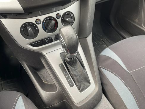 Used 2014 Ford Focus SE FWD image 20