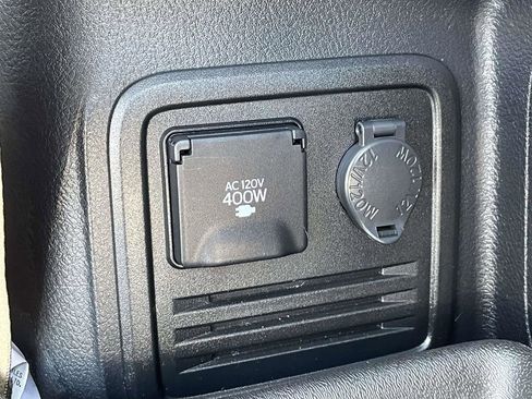 Used 2023 Toyota 4Runner SR5 Premium w/ Moonroof Package AWD/4WD image 13