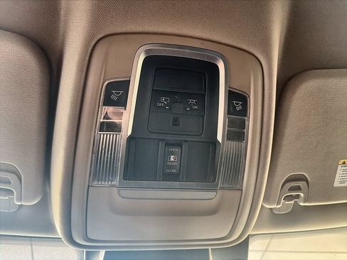 Used 2021 RAM 1500 Laramie w/ Off Road Group AWD/4WD image 19
