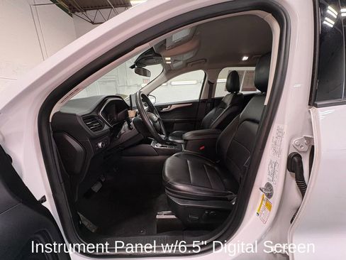 Used 2022 Ford Escape SEL image 22