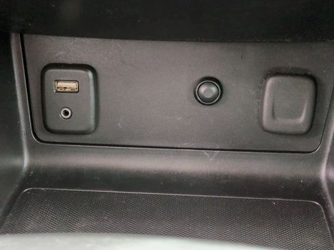 Used 2017 Chevrolet Colorado ZR2 w/ LPO, Premium Interior Package image 23