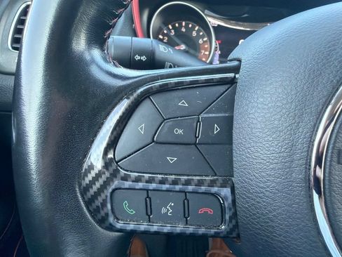 Used 2020 Jeep Compass Trailhawk AWD/4WD image 15