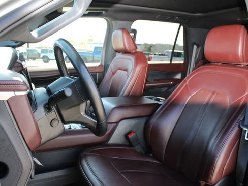 Used 2024 Ford Expedition Max Limited AWD/4WD image 36