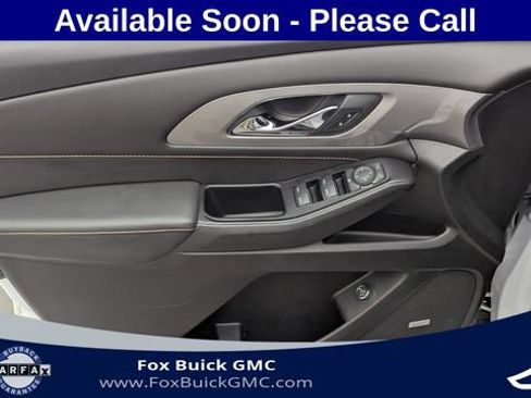 Used 2019 Chevrolet Traverse LT w/ LT Premium Package AWD/4WD image 25